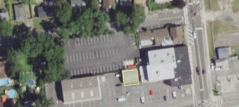 1086 Mastic Rd