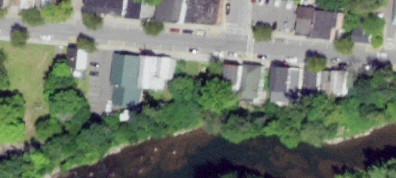 3022 Main St