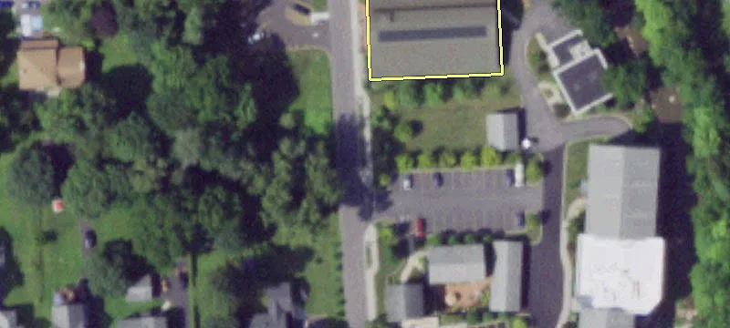 28 Maple St
