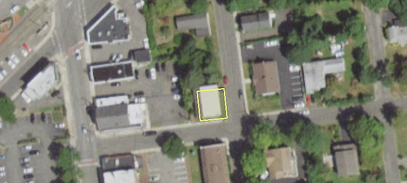 174 Railroad Ave