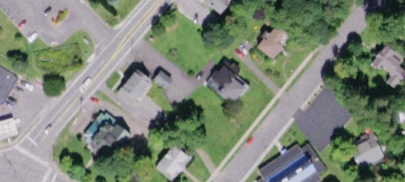 2 12th Lk St