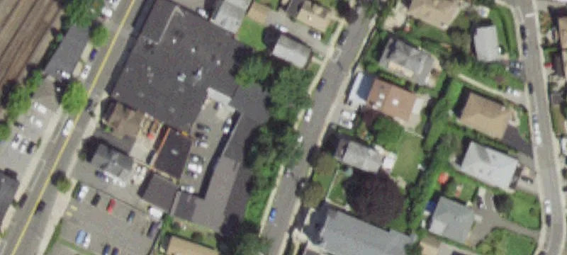 Pleasant Ave