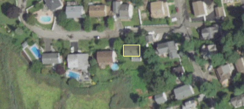 Crosson Ave