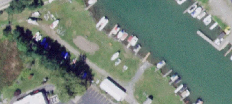 Lembeck Ln 4th St