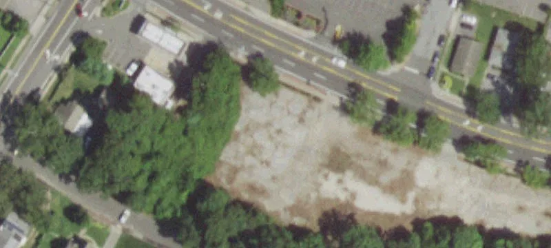 1600 Montauk Hwy