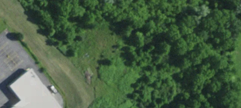 Lakeville Rd
