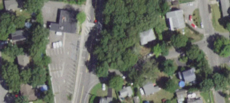 Mastic Rd