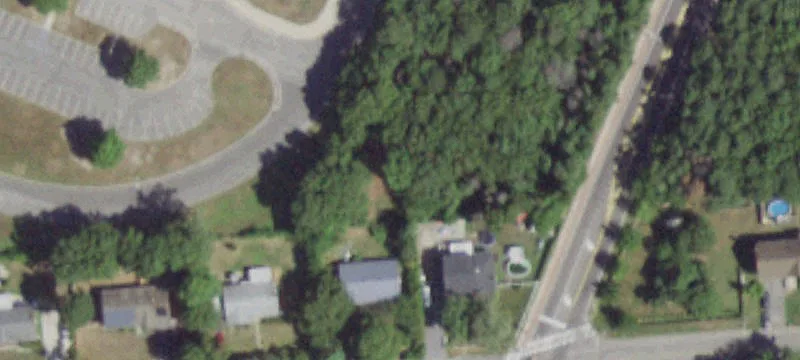 Mastic Rd