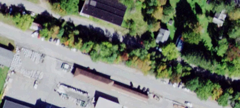 Railroad Ave