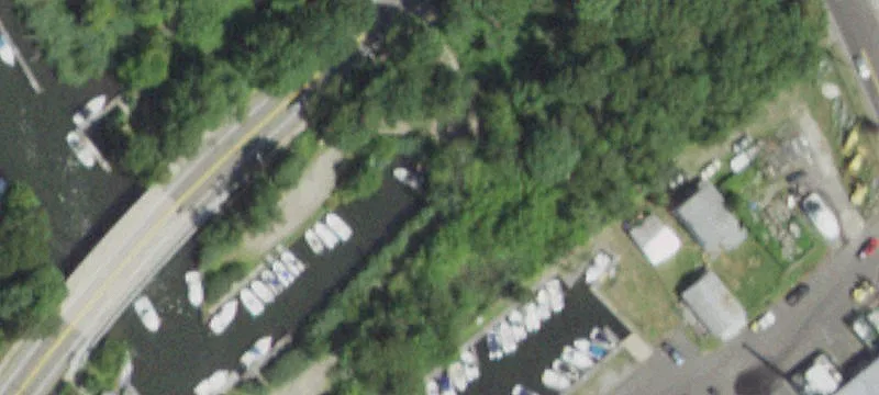 Middle Rd