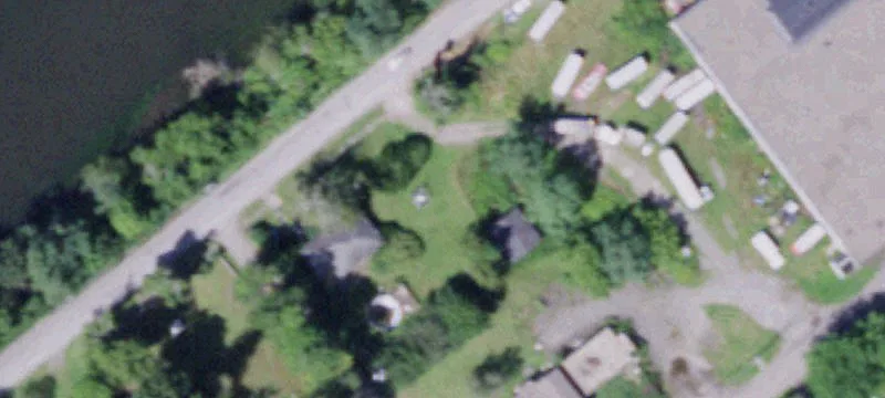 Laurel Bank Ave