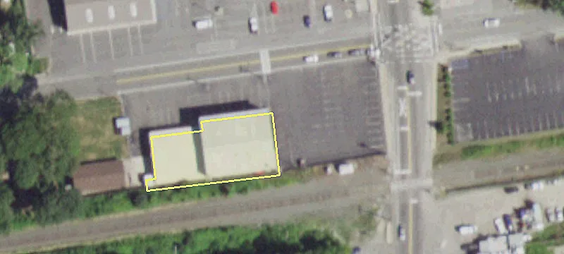 1080 Mastic Rd