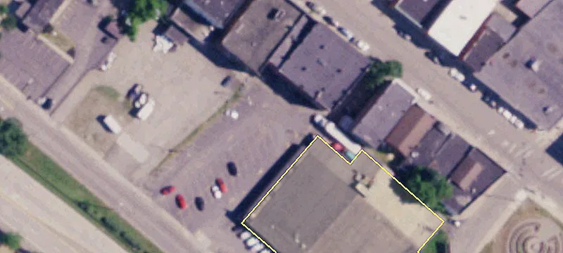 8 Main St