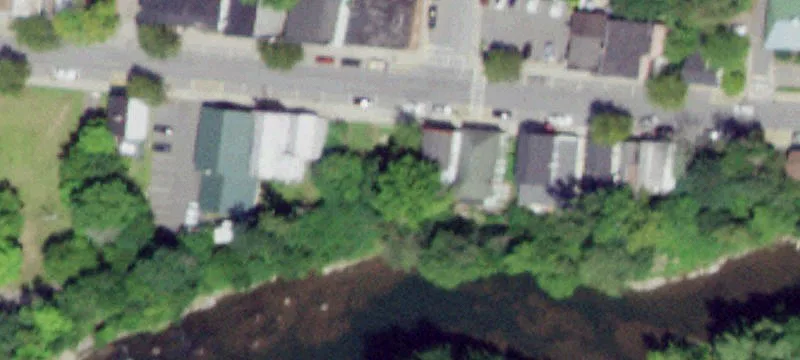 3024 Main St