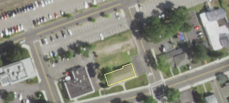 Oak Ave