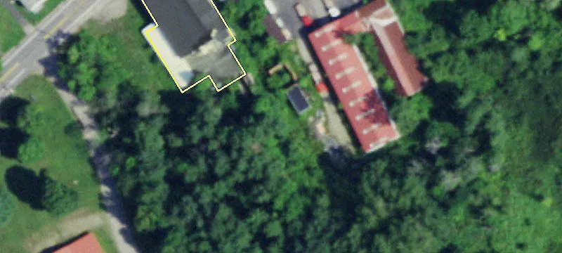 Maple Ave