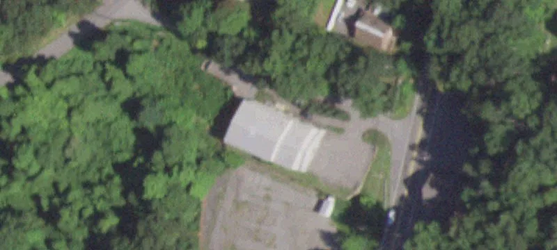 Nichols St