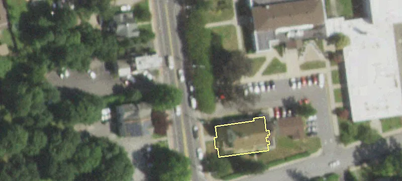 Carleton Ave