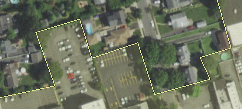 615 Merrick Ave