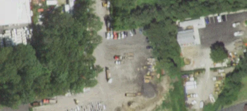 16 Commercial Blvd