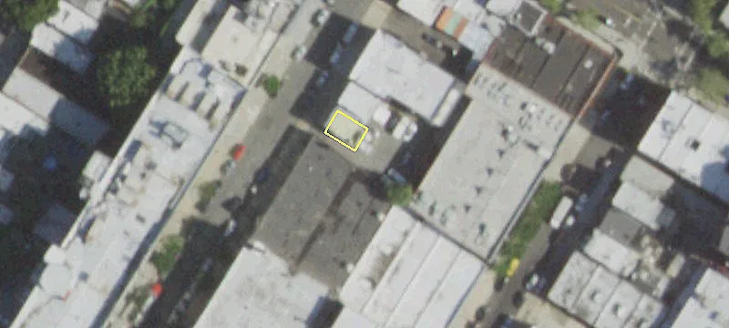 33 St St
