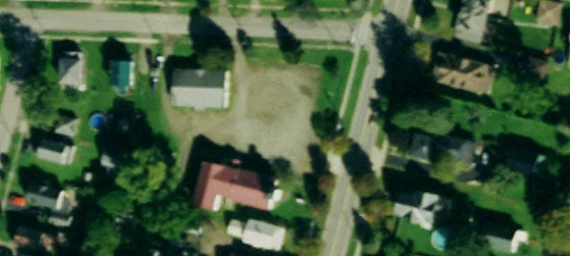 43 Main St