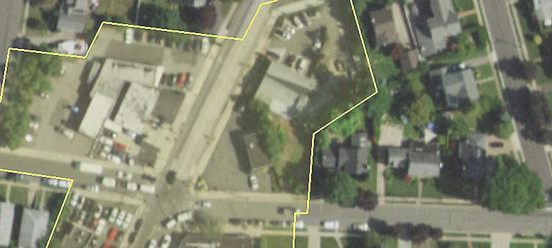Seaman Ave