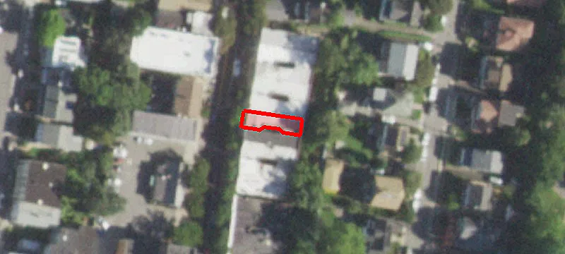574 Warburton Ave