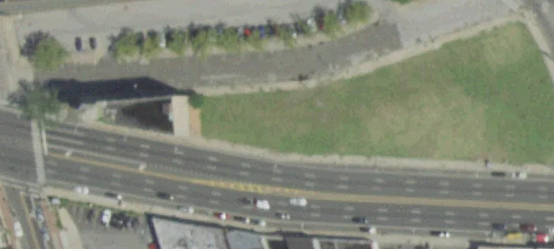 193 Sunrise Hwy