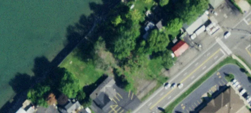 Lakeshore Rd