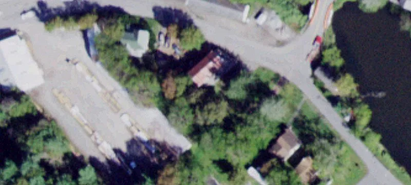 3 Oak St
