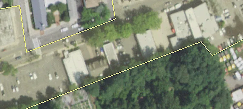 26 Manorhaven Blvd