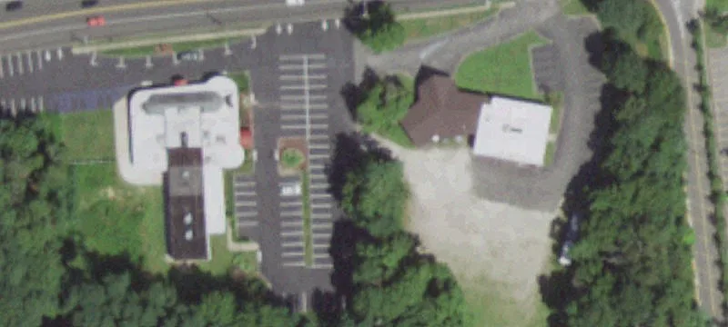 640 Middle Country Rd