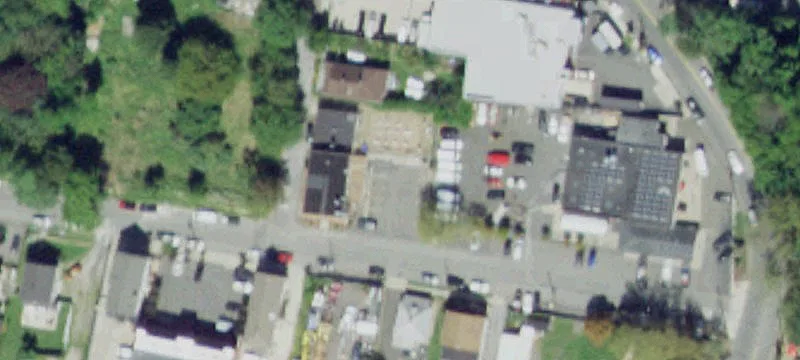 35 Androvette St