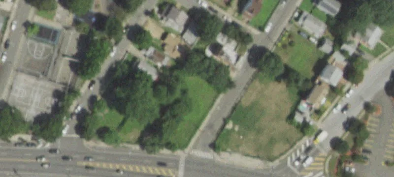 Louis Ave