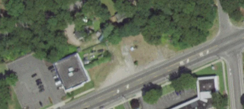 3 Middle Country Rd