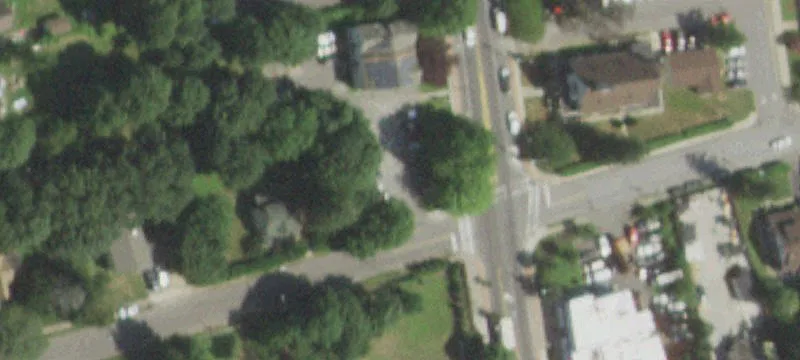 Carleton Ave