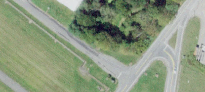 Un St Airport Rd
