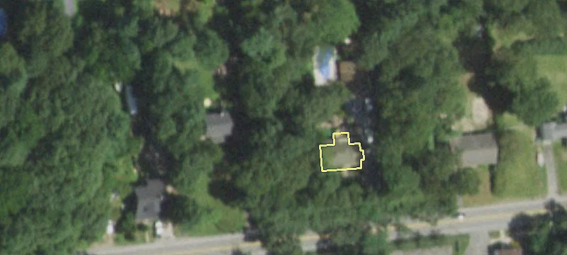 90 Robinson Ave