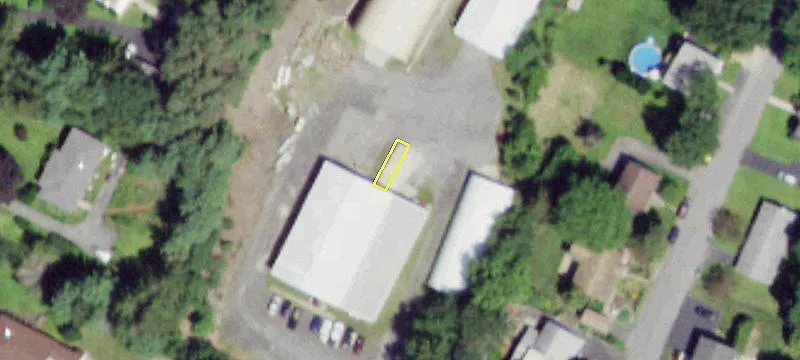 7 10th Ln