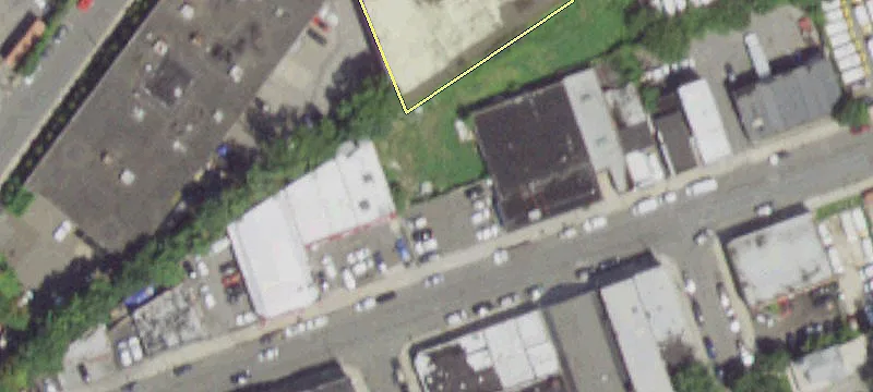 3rd E St