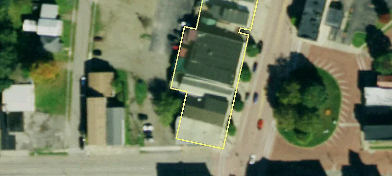 28 Park Sq