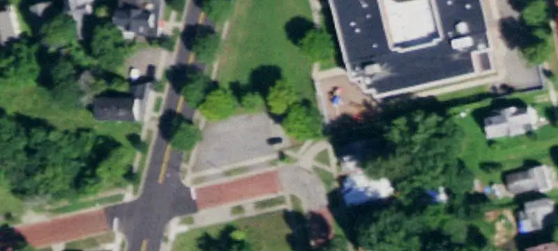Main St
