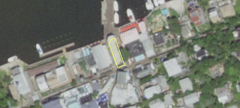 1 Dock Walk