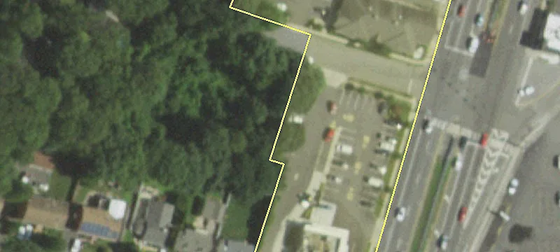 Walt Whitman Rd