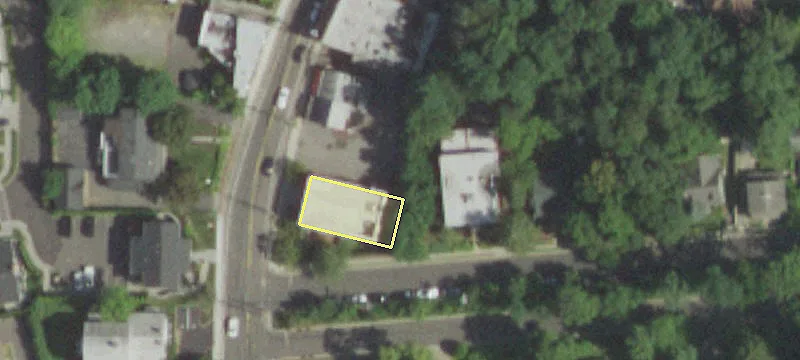 Hempstead Tpke