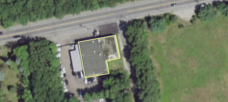 924 Middle Country Rd
