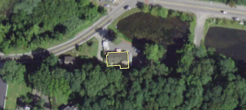 302 Country Rd