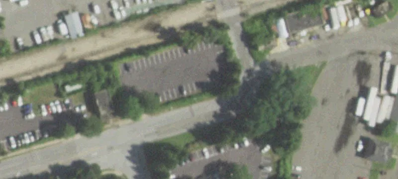 Commercial Ave