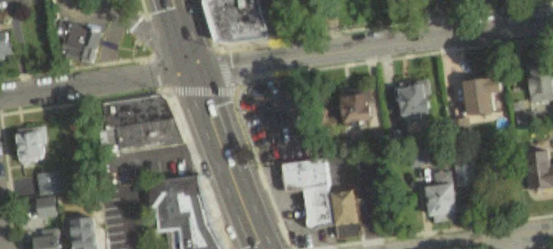 32 Mineola Ave